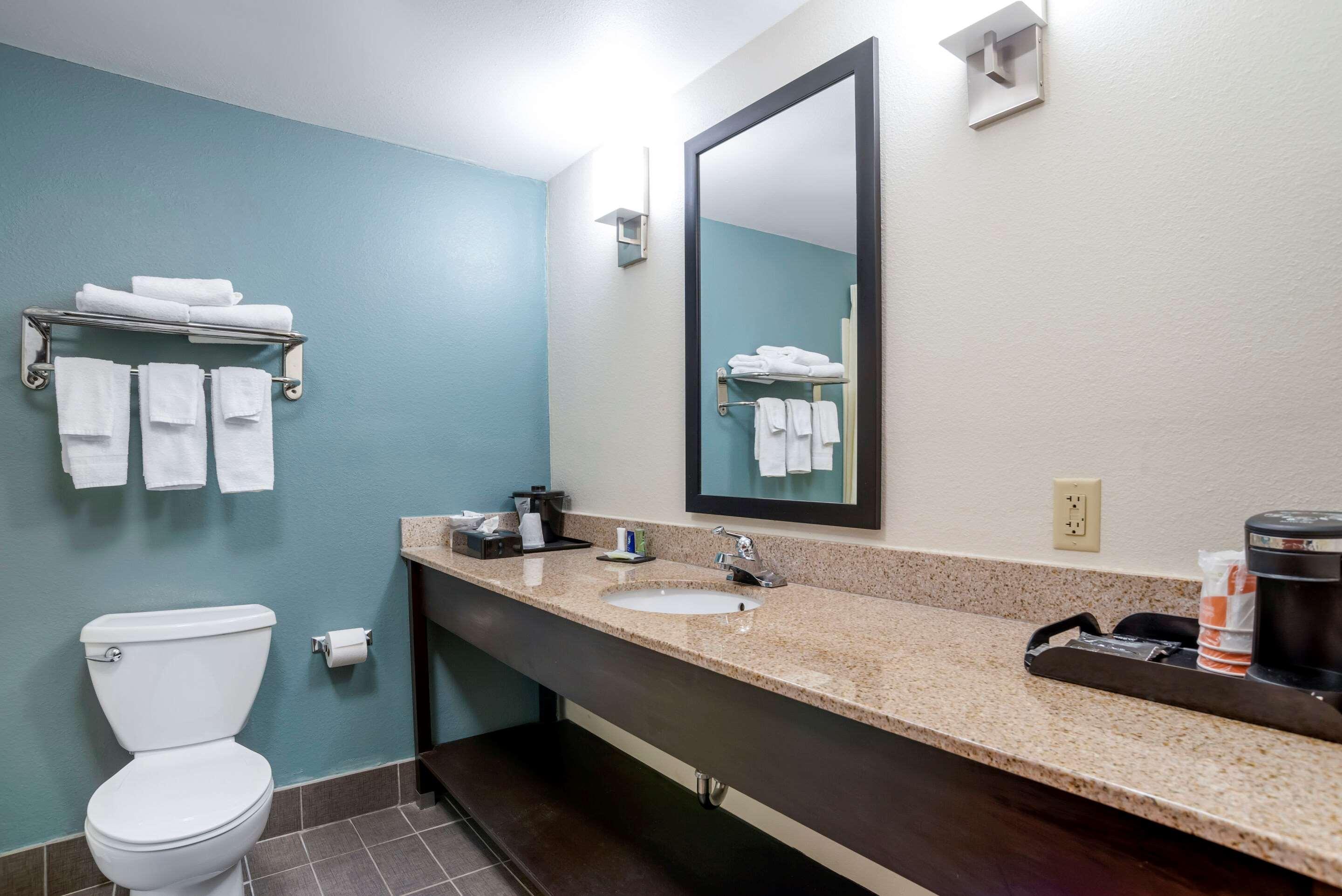 Sleep Inn & Suites Auburn Campus Area I-85 Exteriör bild