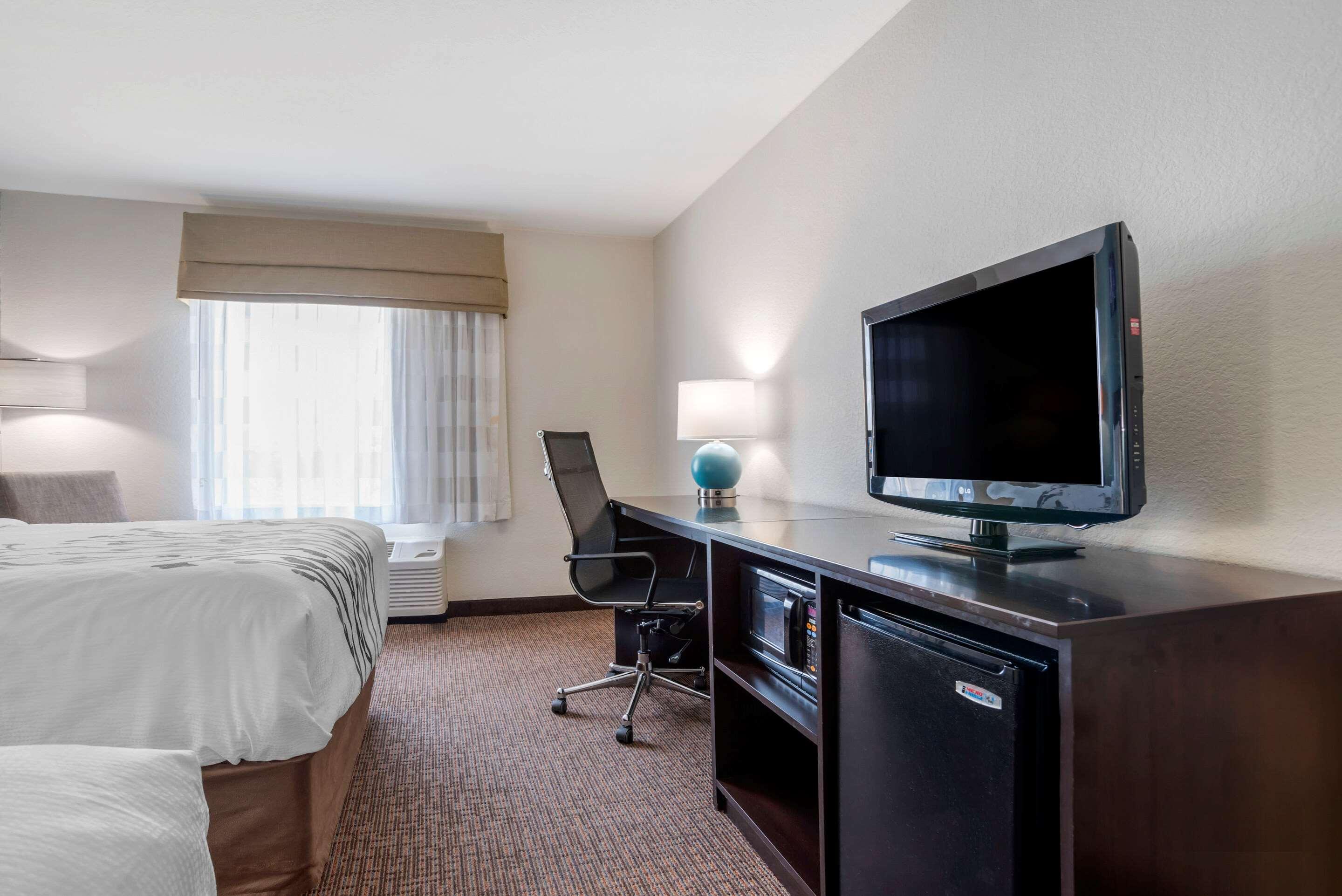 Sleep Inn & Suites Auburn Campus Area I-85 Exteriör bild