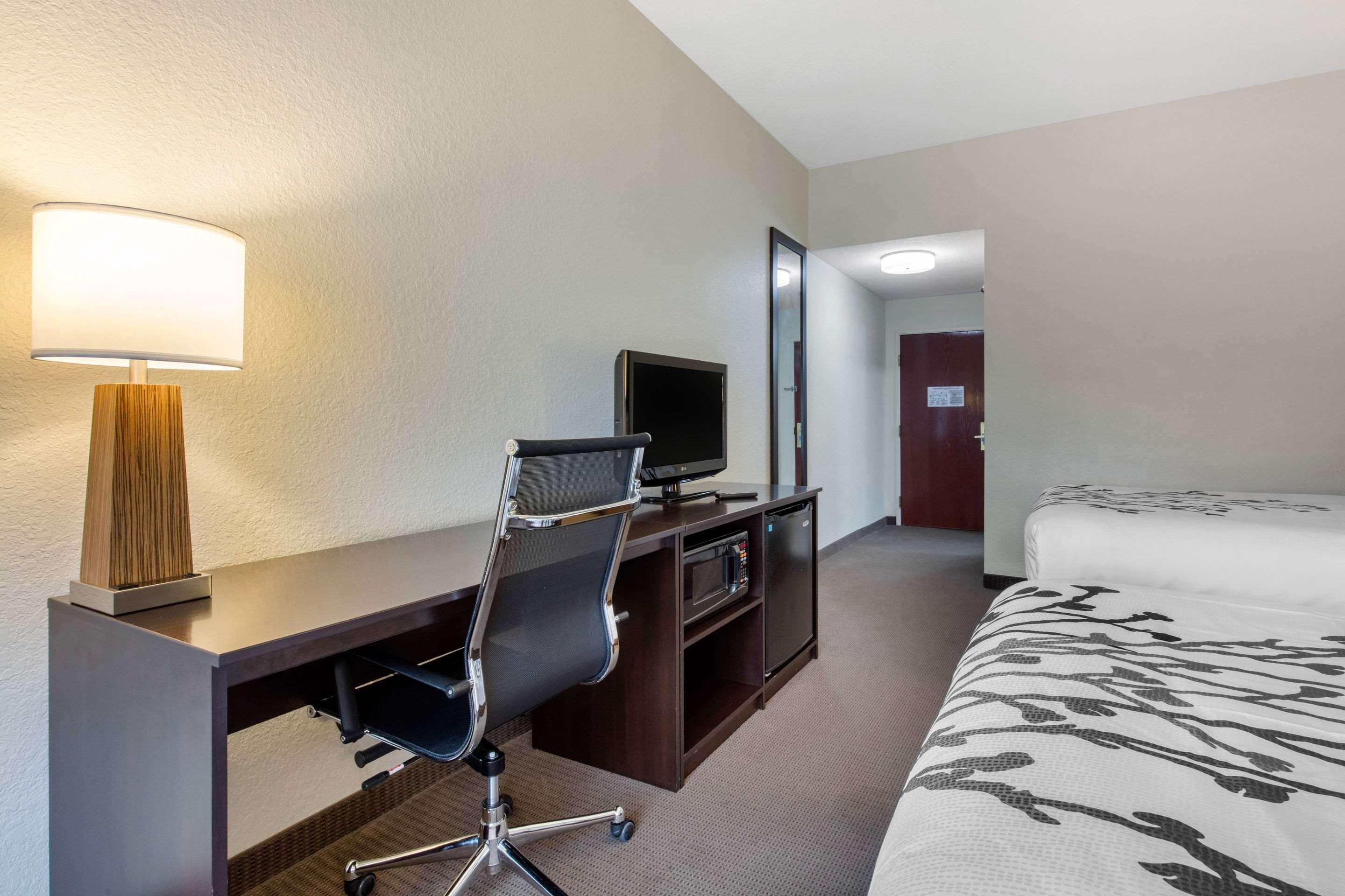 Sleep Inn & Suites Auburn Campus Area I-85 Exteriör bild