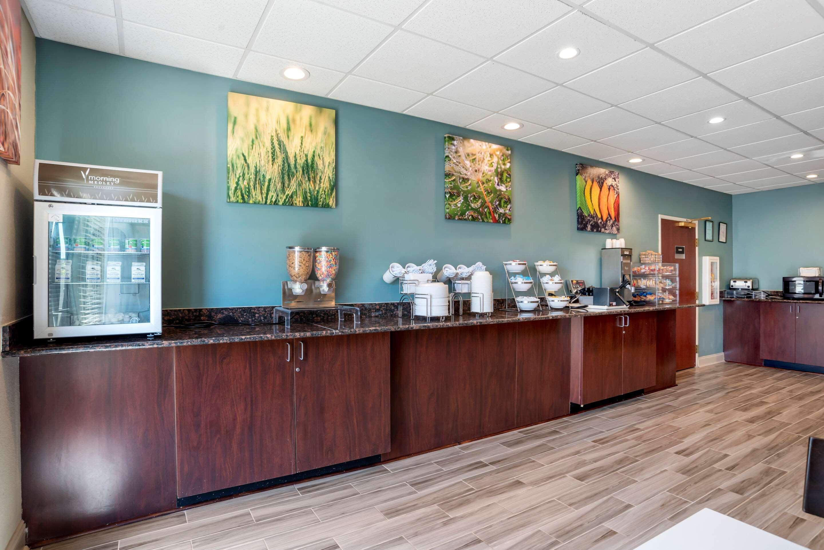 Sleep Inn & Suites Auburn Campus Area I-85 Exteriör bild