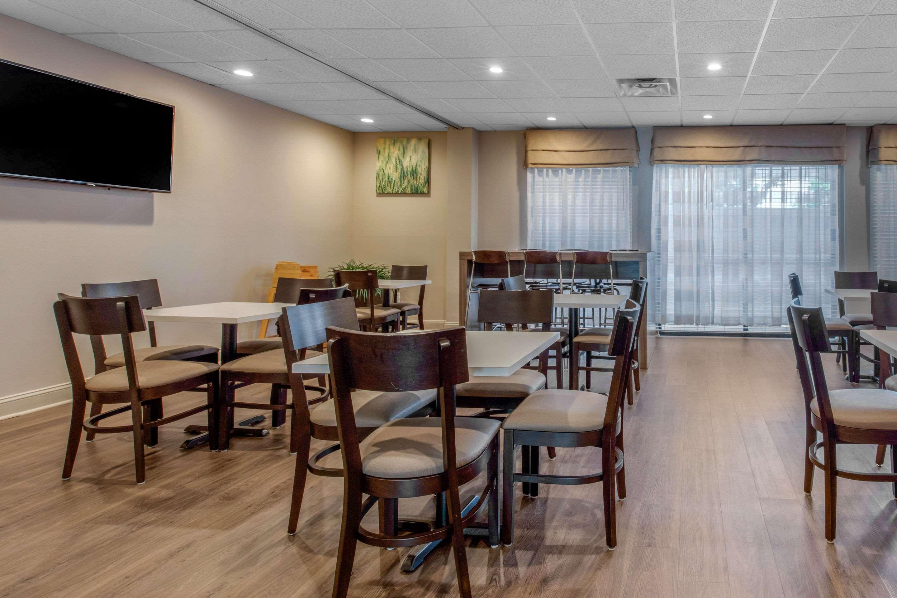 Sleep Inn & Suites Auburn Campus Area I-85 Exteriör bild
